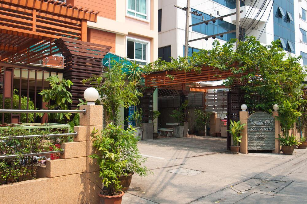 Golden House @ On-Nut Station Motel Banguecoque Exterior foto