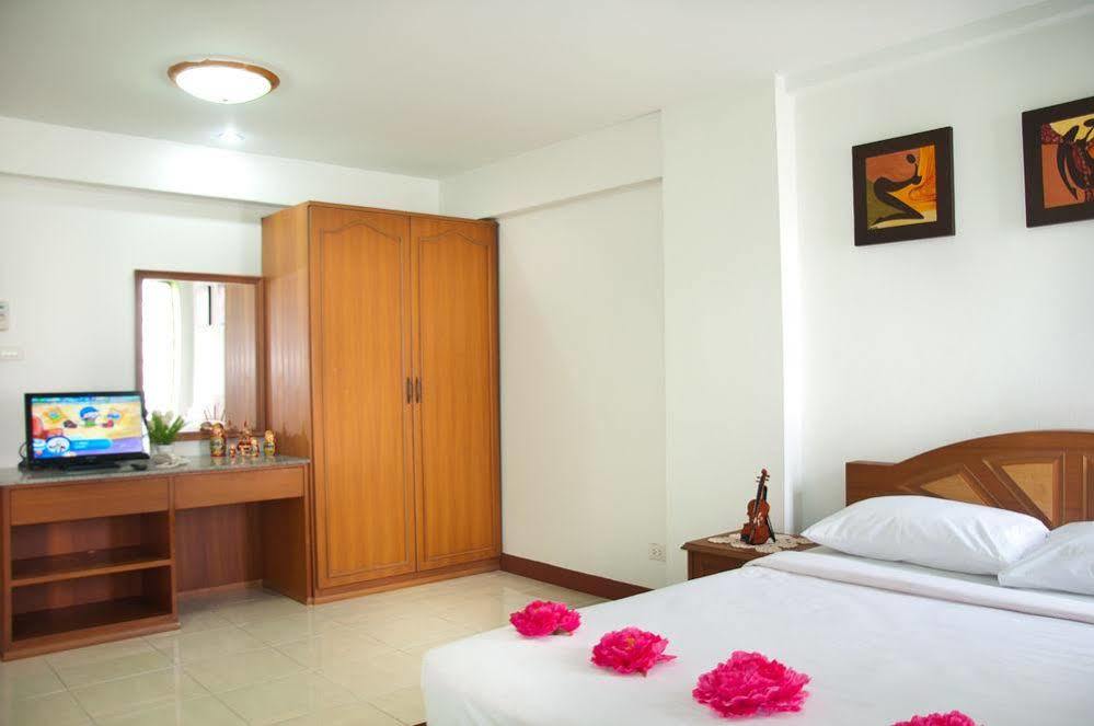 Golden House @ On-Nut Station Motel Banguecoque Exterior foto